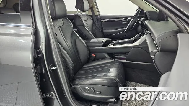 Genesis GV80 2.5T Бензин AWD — Фото автомобиля 24