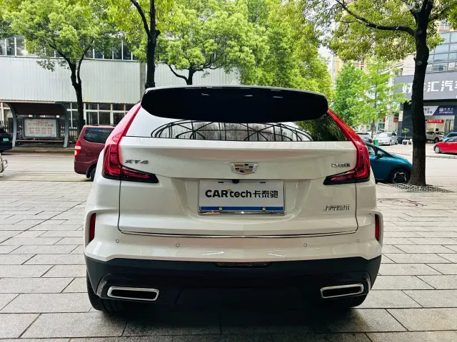 Cadillac XT4 — Фото автомобиля 11