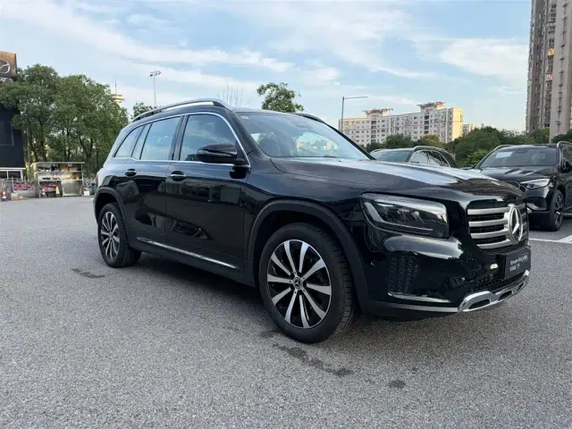Mercedes-Benz GLB-Class — Фото автомобиля 2