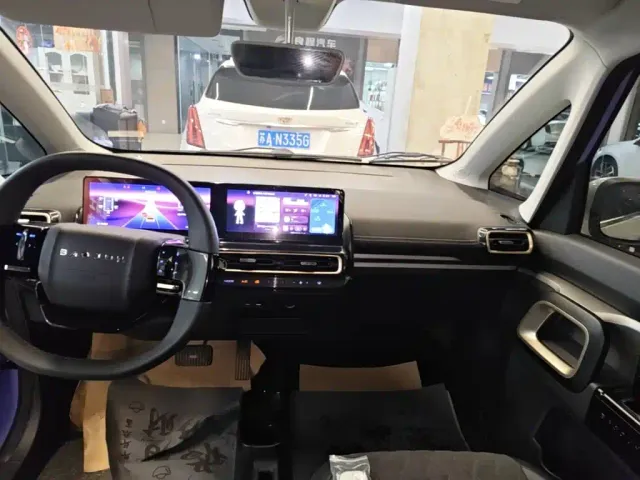 Baojun KiWi EV — Фото автомобиля 12