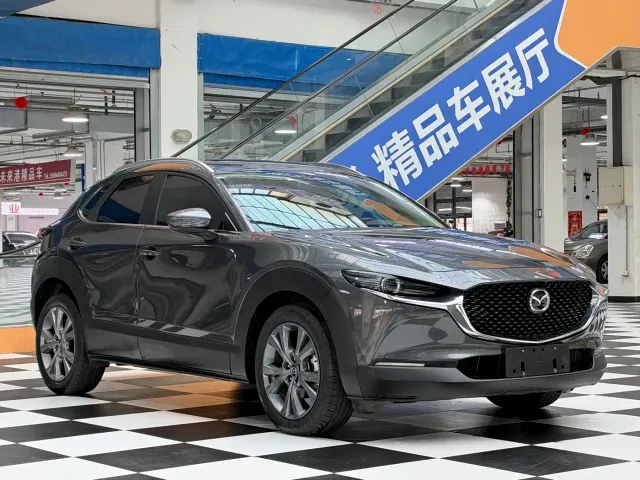 Mazda CX-30 — Фото автомобиля 3