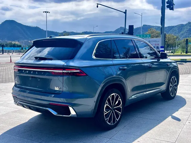 Geely Xingyue L — Фото автомобиля 9