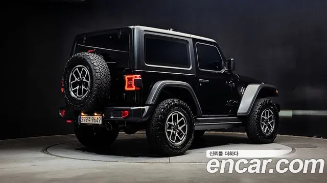 Jeep Wrangler Wrangler (JL) 2.0 Rubicon 2 двери — Фото автомобиля 2