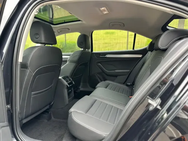 Škoda Superb 2023 Facelift TSI280 DSG Premium Edition — Фото автомобиля 9