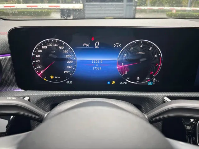 Mercedes-Benz A-Class — Фото автомобиля 10