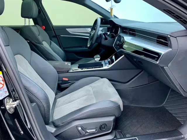 Audi A6L — Фото автомобиля 12