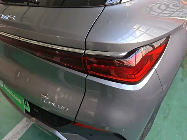 BYD Yuan PLUS — Фото автомобиля 7
