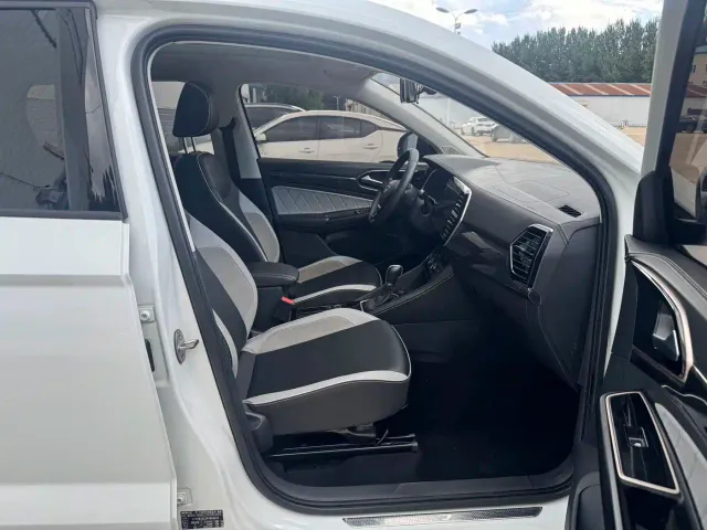 Jetta VS7 — Фото автомобиля 22