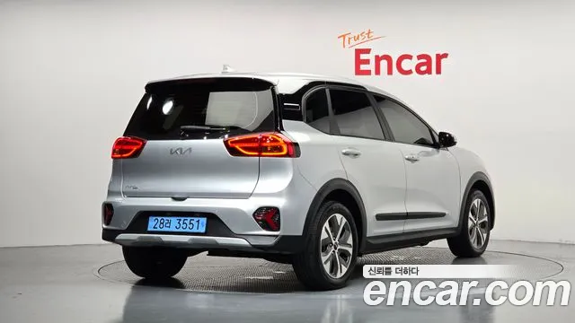 Kia Niro Niro Plus Air — Фото автомобиля 2