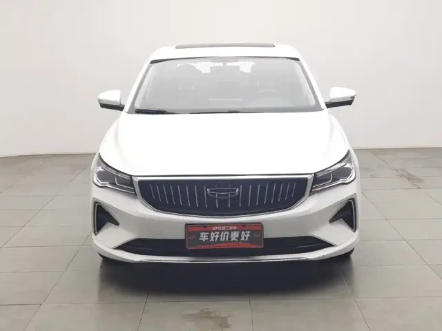 Geely Emgrand — Фото автомобиля 3