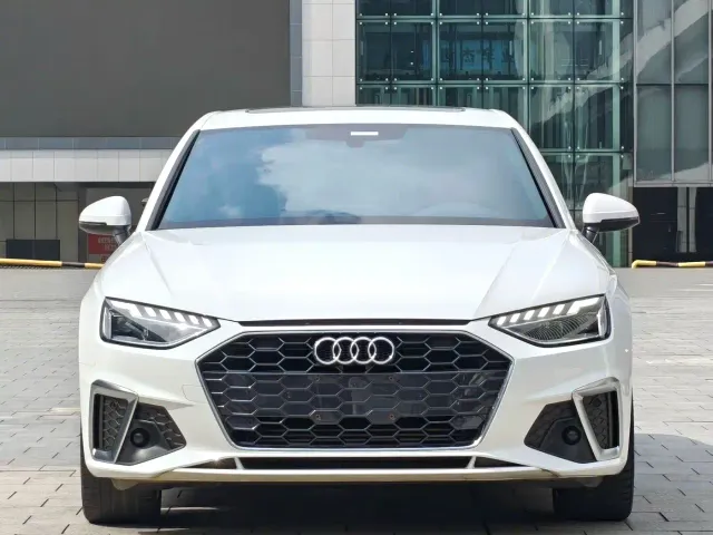 Audi A4L — Фото автомобиля 2