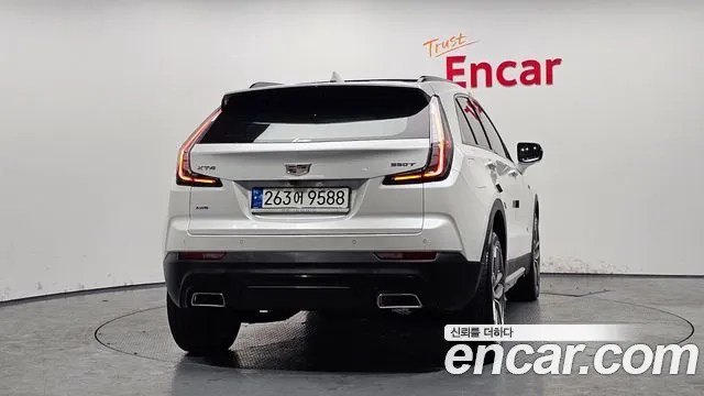 Cadillac XT4 — Фото автомобиля 4