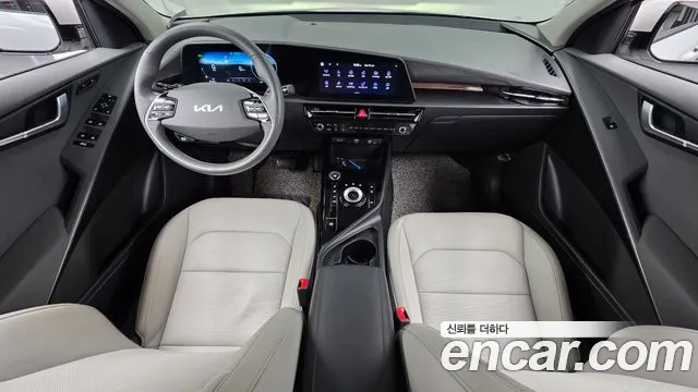 Kia Niro The All New — Фото автомобиля 10