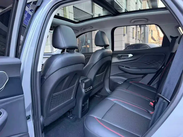 BAIC X7 — Фото автомобиля 10