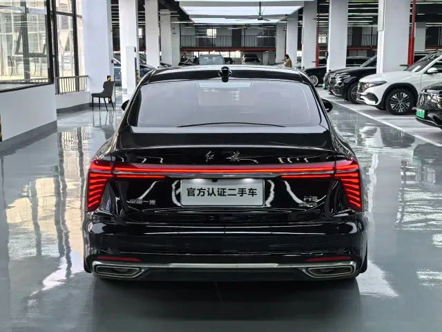 Hongqi H5 — Фото автомобиля 13