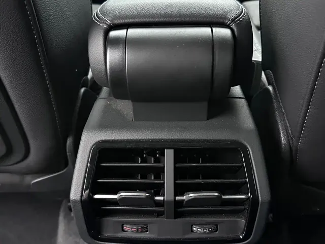 Audi Q3 — Фото автомобиля 14