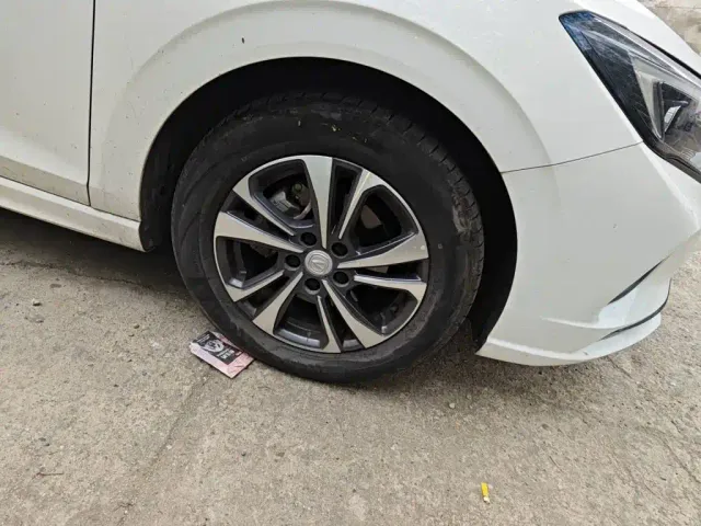 Changan Eado — Фото автомобиля 24