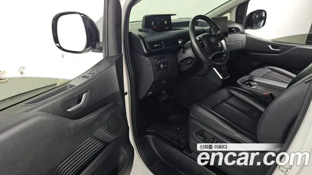Hyundai Staria — Фото автомобиля 10
