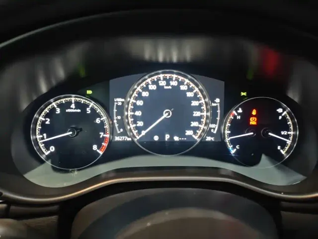 Mazda Axela — Фото автомобиля 11