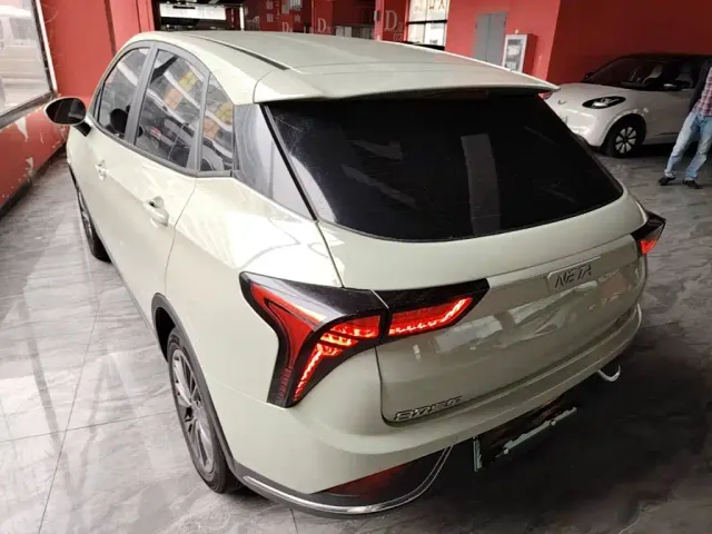 Nezha Auto Nezha V 2022 Trend 400 Lite — Фото автомобиля 4