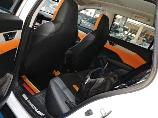 Dongfeng Yixuan GS — Фото автомобиля 16