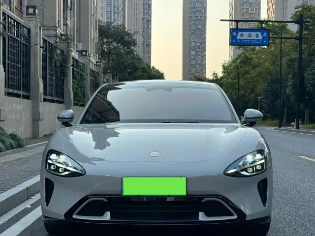 Xiaomi SU7 — Фото автомобиля 3
