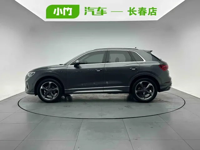 Audi Q3 — Фото автомобиля 3