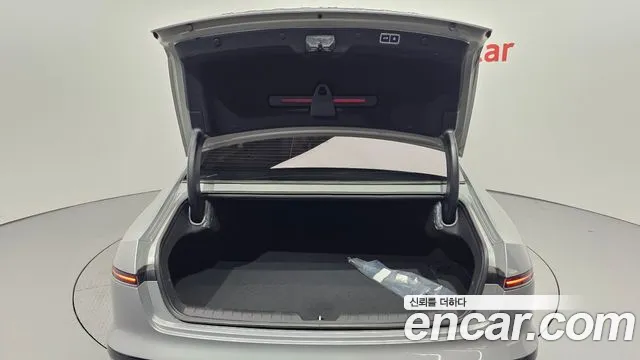 Hyundai Grandeur GN7 — Фото автомобиля 28