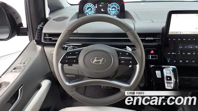 Hyundai Staria Staria 4WD Lounge 9 мест — Фото автомобиля 13