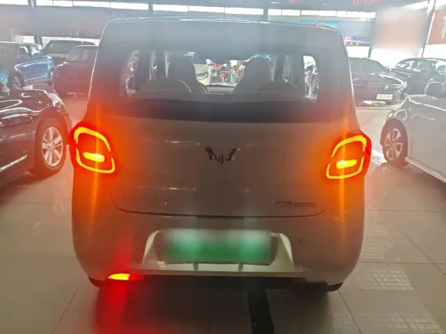 Wuling Hongguang Mini EV — Фото автомобиля 5