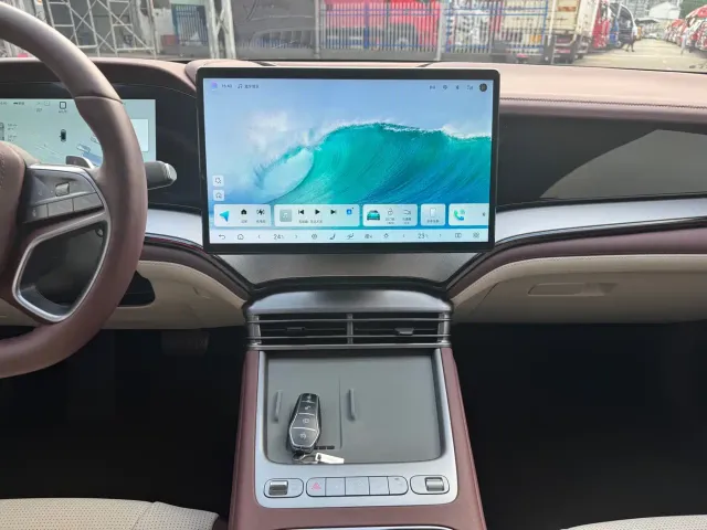 BYD Seal 07 DM-i — Фото автомобиля 18
