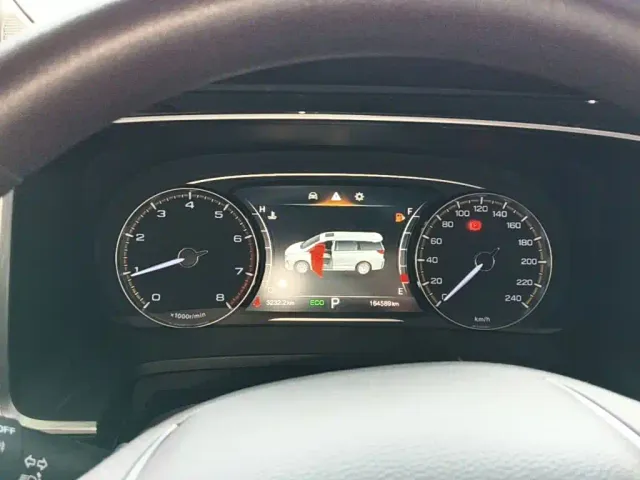 GAC Trumpchi M8 — Фото автомобиля 7