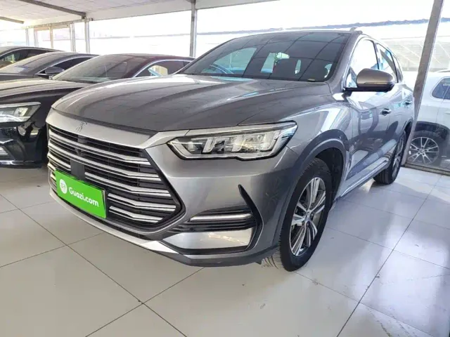 Фотография автомобиля — BYD Song Pro