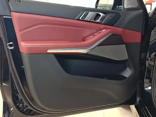 BMW X5 — Фото автомобиля 15