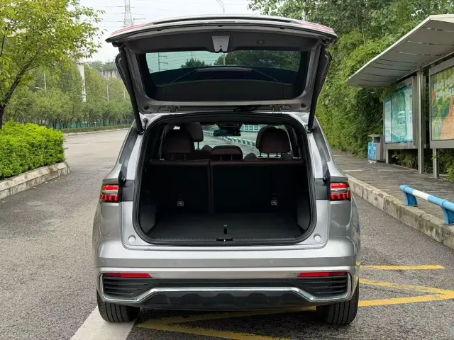 Geely Xingyue L — Фото автомобиля 20