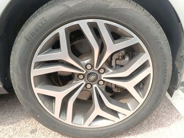 Land Rover Range Rover Evoque — Фото автомобиля 6