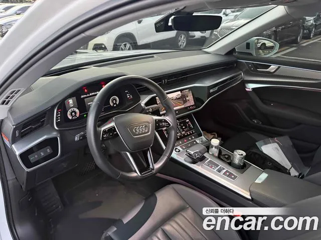 Audi A6 C8 — Фото автомобиля 9