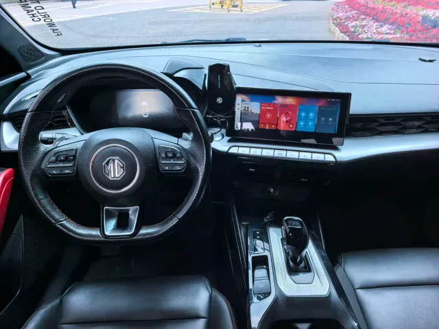 MG MG5 2021 300TGI DCT Youth Luxury Premium Edition — Фото автомобиля 6