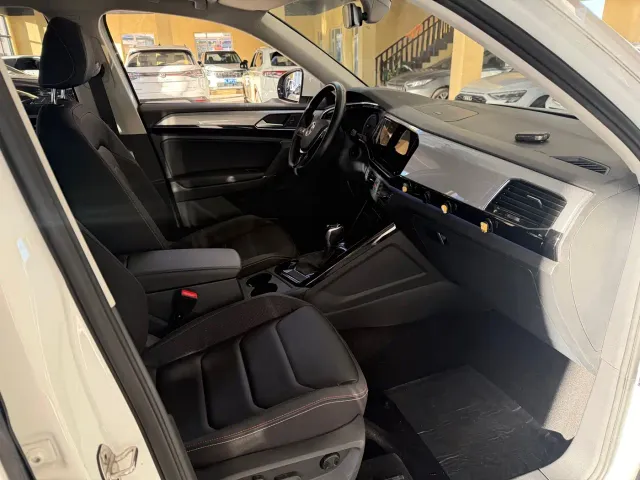 Volkswagen Tayron — Фото автомобиля 4
