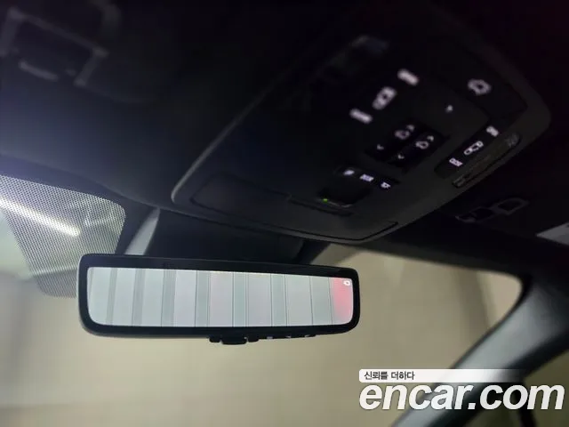 Toyota Sienna — Фото автомобиля 18