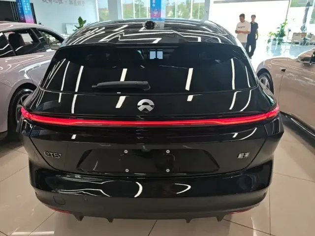 Nio ET5 Touring — Фото автомобиля 5