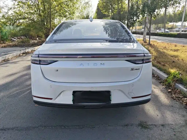 GAC Aion S Plus — Фото автомобиля 5