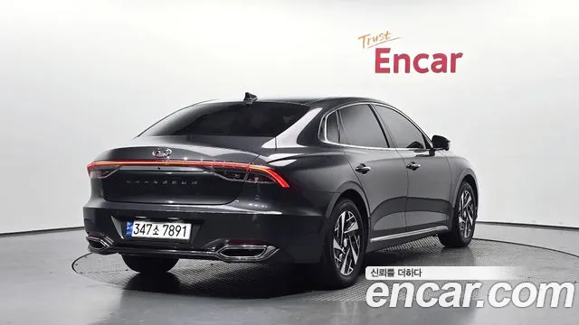 Hyundai Grandeur — Фото автомобиля 2