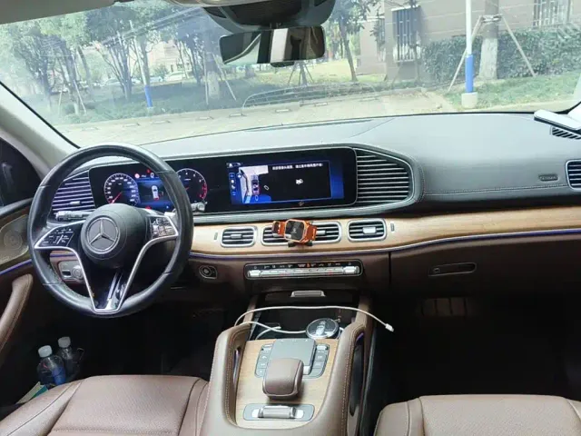 Mercedes-Benz GLE-Class — Фото автомобиля 11