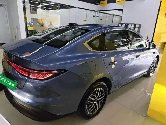 BYD Seal 05 DM-i — Фото автомобиля 6