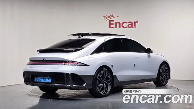 Hyundai Ioniq 6 — Фото автомобиля 2