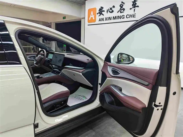 BYD Seal 07 DM-i — Фото автомобиля 6