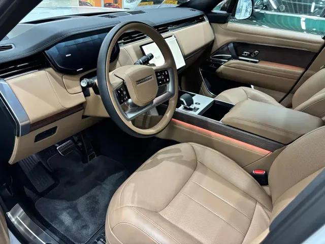Land Rover Range Rover — Фото автомобиля 5
