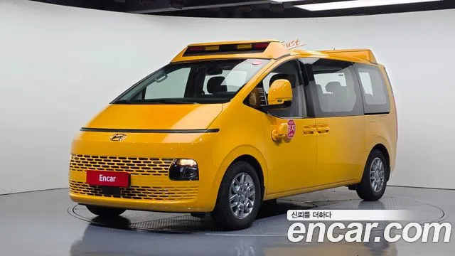 Фотография автомобиля — Hyundai Staria