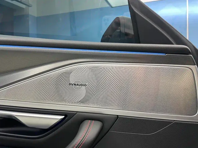 Xpeng P7 — Фото автомобиля 19